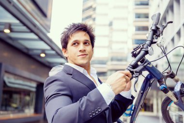 Bisiklet ile başarılı iş adamı