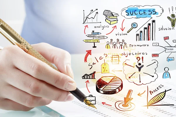 Businesswoman working at her desk — Stock Photo, Image