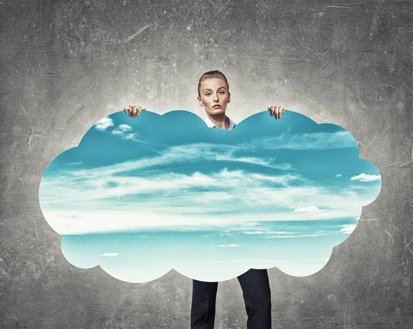 Mujer con bandera de nube — Foto de Stock