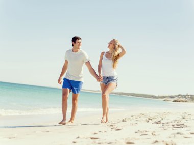 plaj romantik genç Çift