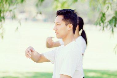 İnsanlar Park Thai chi