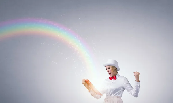 Menina dominando a ciência — Fotografia de Stock