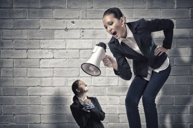 O söylemek cesaret bir kelime