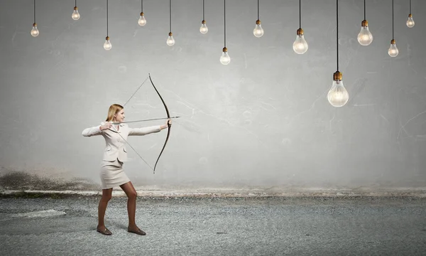 Woman aiming her goal — Stock Photo, Image