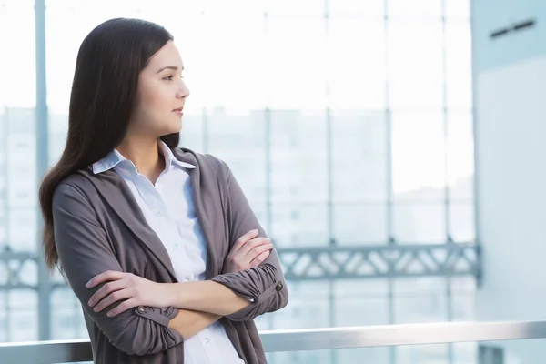 Attractive woman in office building — Stock Photo, Image