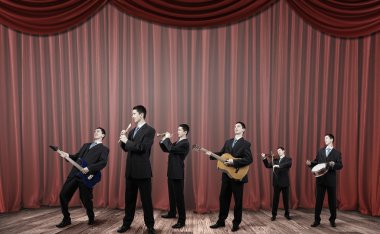 O aletlerin hepsini oynayabilirsiniz