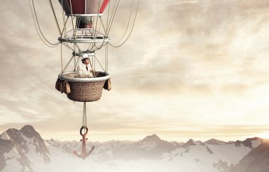 Aerostat adam seyahat