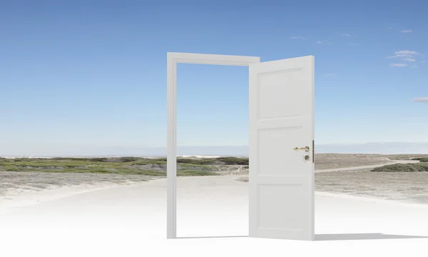 Opened door to somewhere — Stock Photo, Image