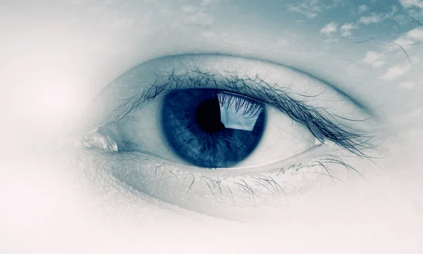 Woman eye in sky — Stock Photo, Image