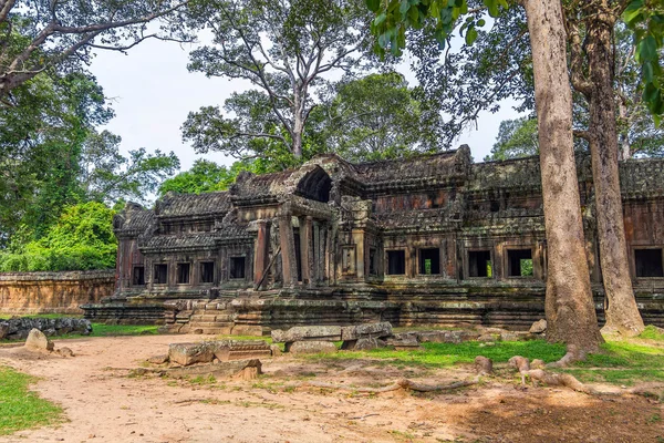 La arquitectura del templo Angkor Wat en Camboya —  Fotos de Stock