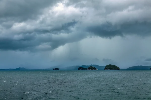 De regentijd op Koh Samui in Thailand — Stockfoto