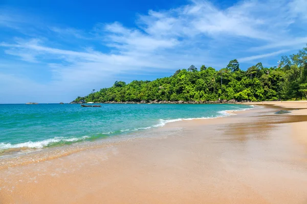 Sandy Beach ved Khao Lak – stockfoto