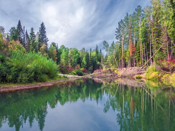 Wilde natuur van Siberië. — Stockfoto