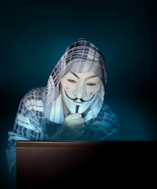 Anonim maskesi adam hacker