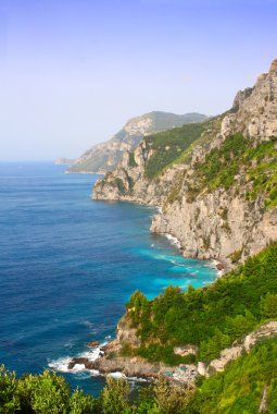 Dağlar ünlü Amalfi Coast, İtalya