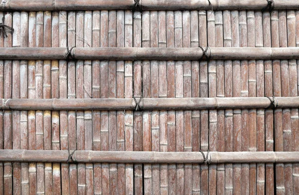 Bambustaket Väggstruktur Bakgrund Med Gamla Bambu Trunkar — Stockfoto