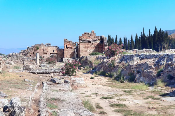 Colunas Ruínas Templo Rua Frontinus Antiga Hierápolis Pamukkale Anatólia Turquia — Fotografia de Stock