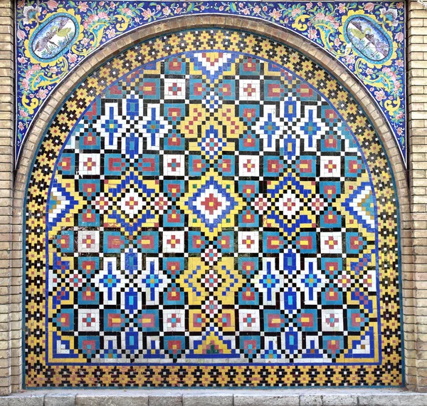 Arch Traditional Persian Mosaic Wall Geometrical Ornament Golestan Palace Tehran — Stock Photo, Image