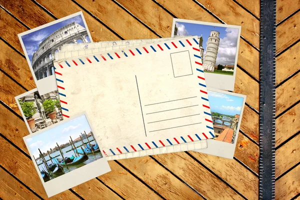 Старая открытка и фотографии — стоковое фото