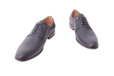 Genç bir adam için ayakkabı