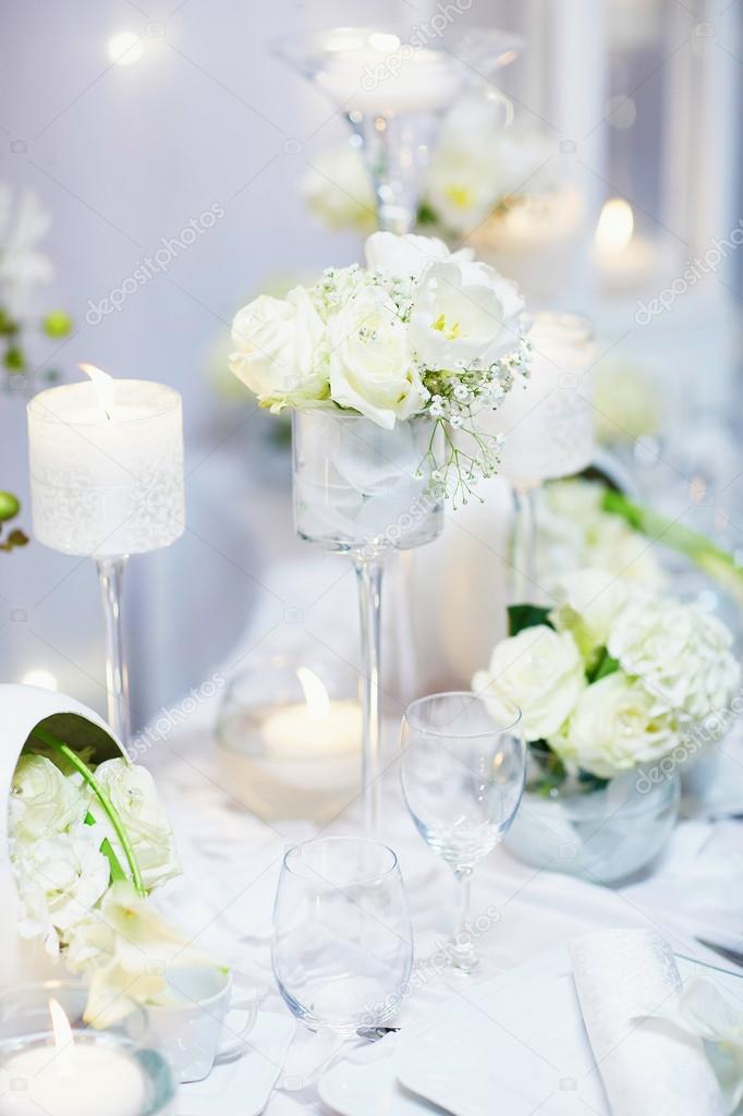 Beautidul table set for wedding reception