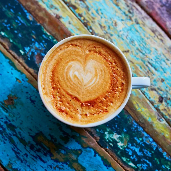 Cup of fresh coffee — Stock Photo, Image