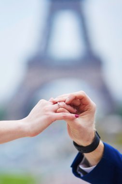 Paris'te Romantik angajman