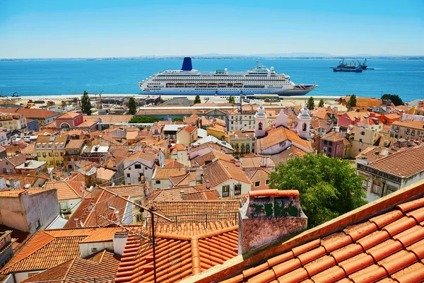 Natursköna Flygfoto över centrala Lissabon — Stockfoto