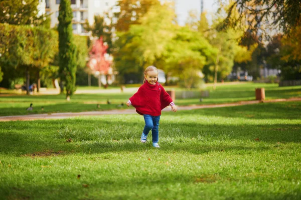 Adorable Toddler Girl Playing Autumn Park Happy Kid Enjoying Fall — Stock Photo, Image