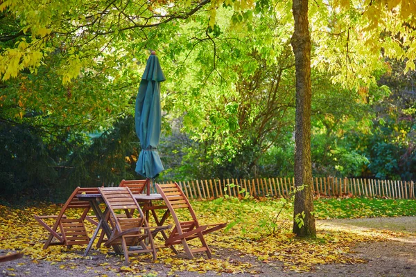 Caffè Vuoto Nel Parco Autunnale Bagatelle Parigi Francia — Foto Stock