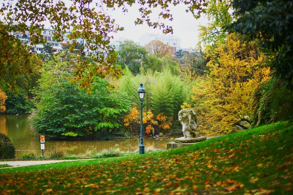 Scénický Pohled Krásný Park Montsouris Paříži Francie Jasného Podzimního Dne — Stock fotografie