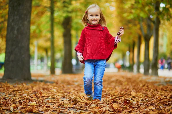 Adorable Preschooler Girl Walking Tuileries Garden Paris Fall Day Happy — Stock Photo, Image