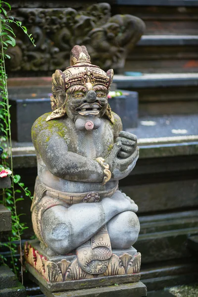 Традиційні балійські скульптури в Убуд — стокове фото