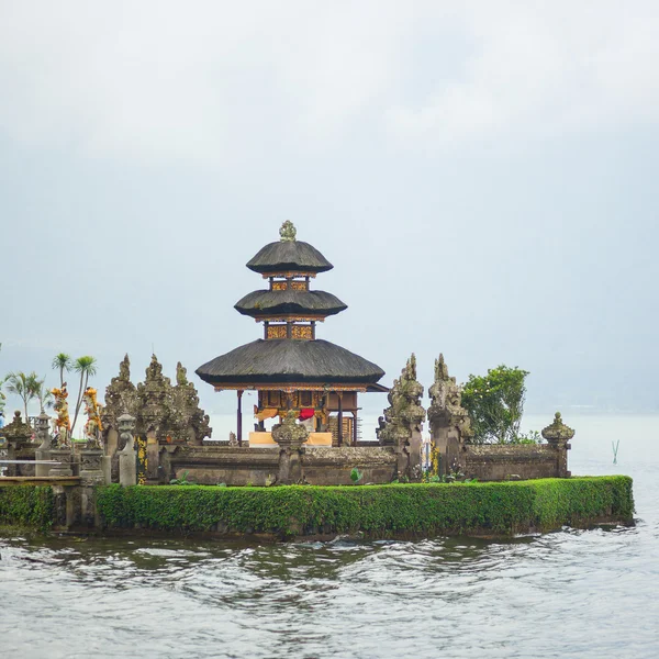 Pura ulun danu templom Balin — Stock Fotó