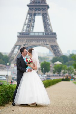 Paris sadece evli çift