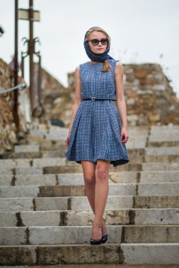 Cannes genç güzel kadın