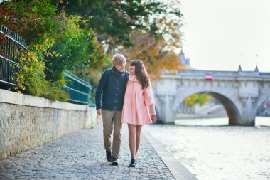 Romantik Çift Paris dating