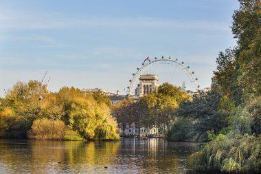 London Eye St. James Parkı görünümünü