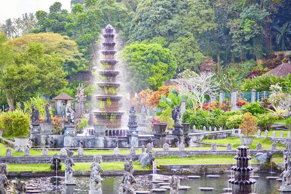 Palácio de água de tirta gangga no leste de bali — 스톡 사진