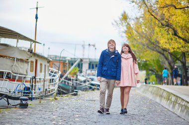 Çift seine dolgu üzerinde dating
