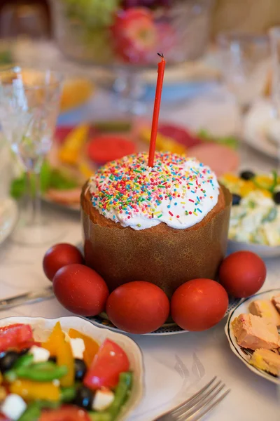 Kulich - kind of traditional Easter bread — Stock Photo, Image