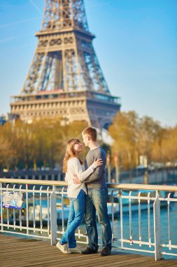Paris güzel Romantik Çift