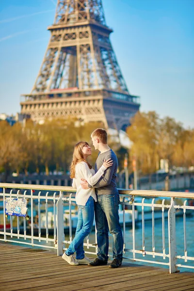 Young romantic couple in Paris Royalty Free Stock Images