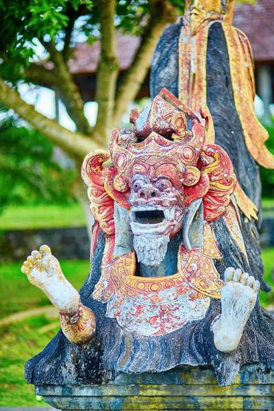 Traditional Balinese sculpture — Stock Photo, Image
