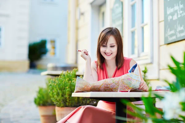 Beautiful young tourist in Vienna — Stock Photo, Image