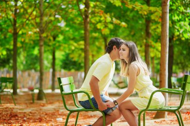 Romantik Çift Paris dating