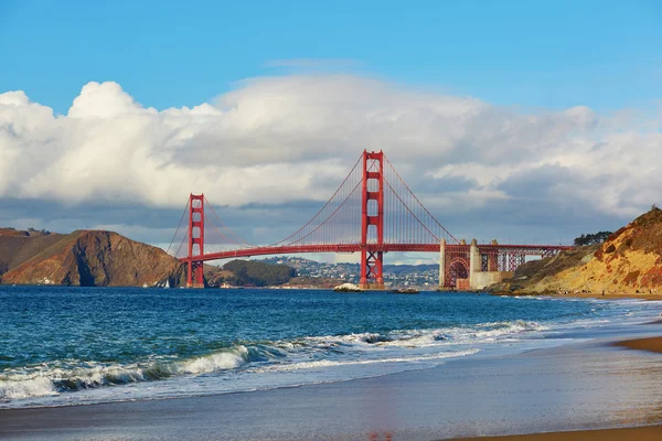 Scenic view of Golden Gate bridge in San Francisco, California, USA — Stok fotoğraf