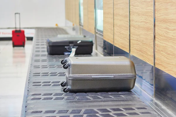 Baggage on conveyor belt — Stock Photo, Image