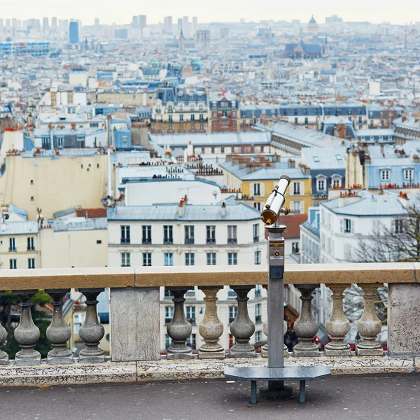 Touristic telescope overlooking Montmartre hill — Stock Photo, Image