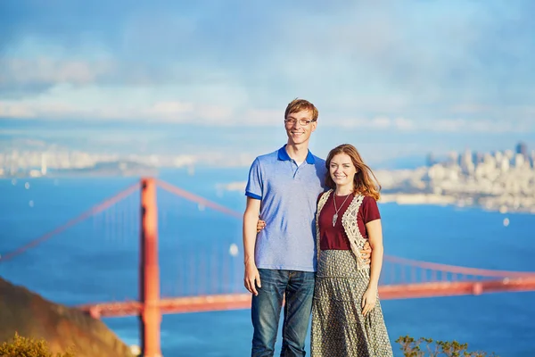 Romantic loving couple having a date in San Francisco — Stock Photo, Image